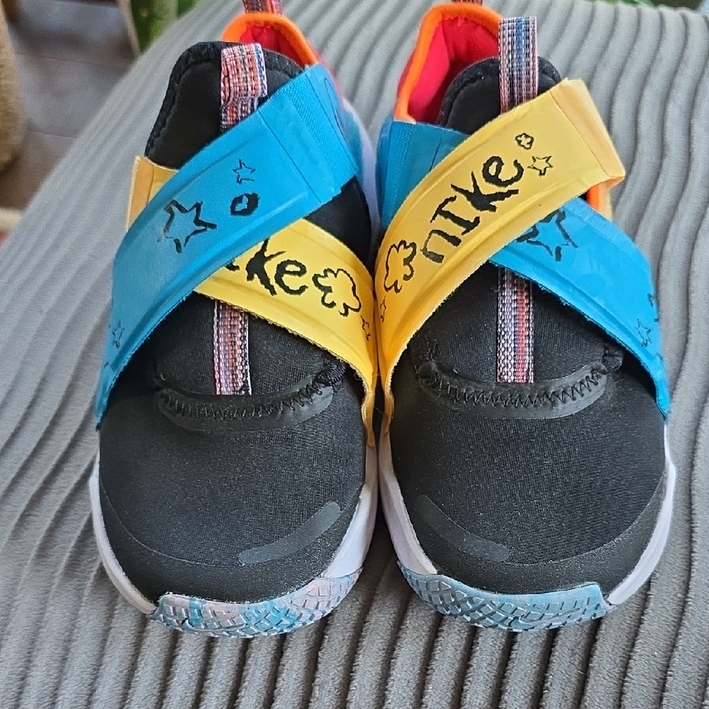 Nike Kids' Black and Blue Sneakers with Yellow Straps